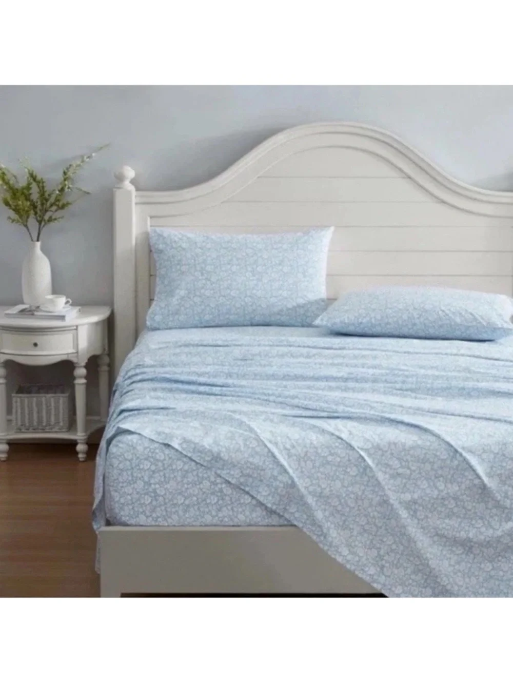 Laura Ashley ~ QUEEN ~ Heirloom Ditzy Blue Floral ~ 4 Pc. Sheet Set 100% Cotton